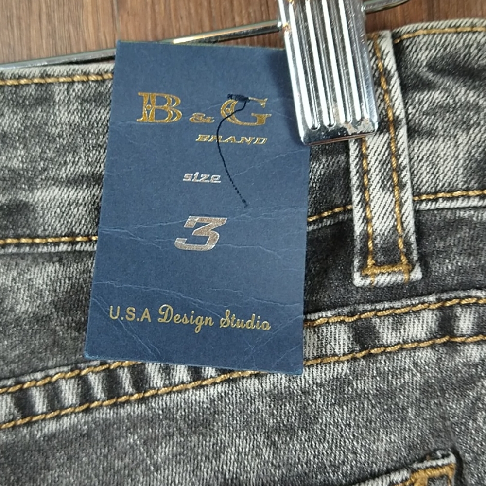 B& G - Picture 4 of 6